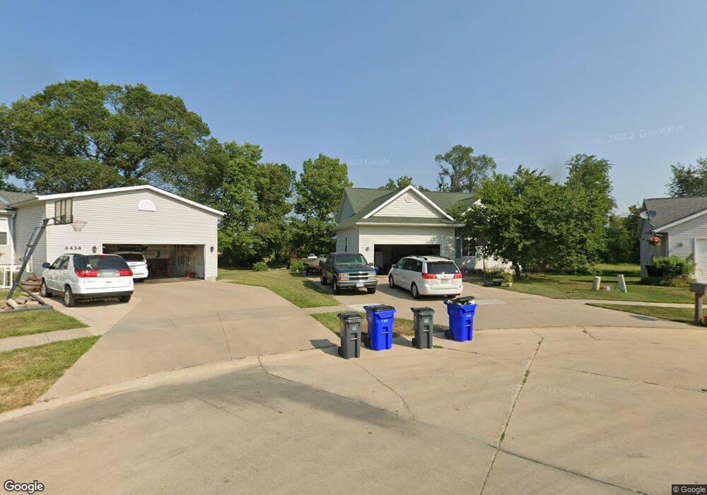 4428 Megan Ct NW, Cedar Rapids, IA 52405 - photo 1