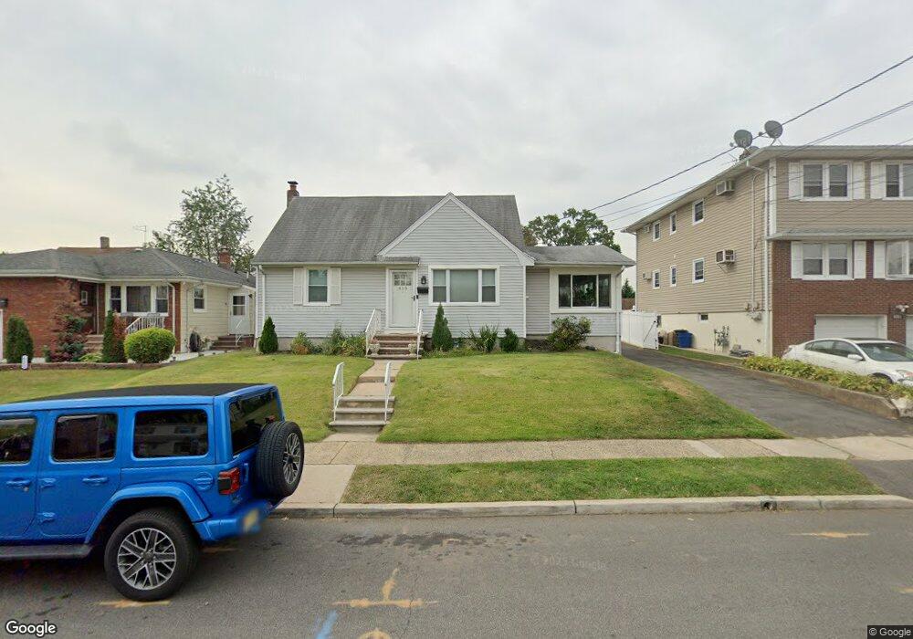 615 Maple Ave, Linden, NJ 07036 - photo 1