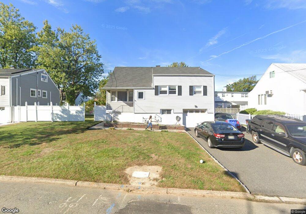 200 Arlington Dr, Fords, NJ 08863 - photo 1