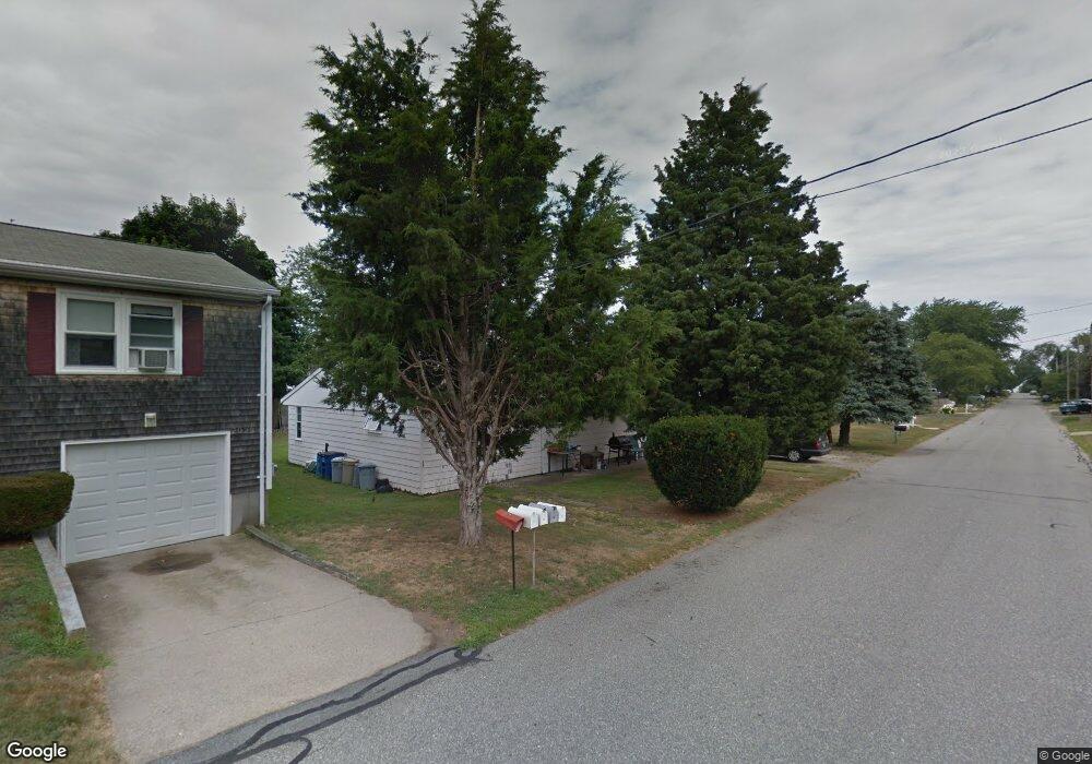 24 Islington Ave, Portsmouth, RI 02871 - photo 1