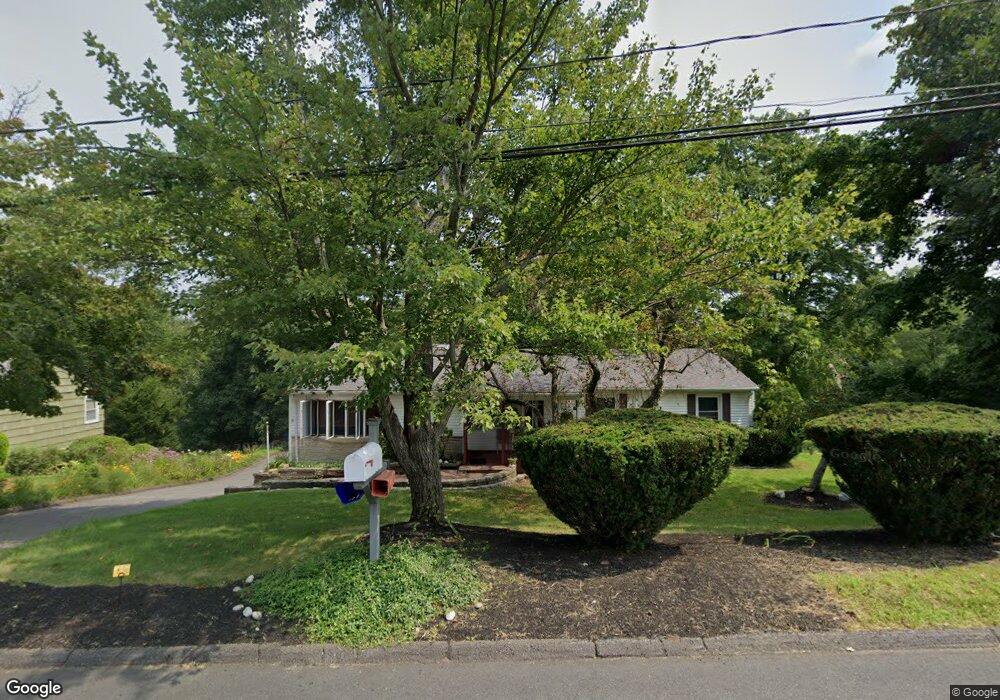 30 Winthrop Blvd, Cromwell, CT 06416 - photo 1