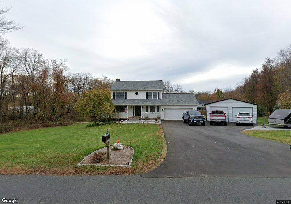 36 Griffin Rd, Broad Brook, CT 06016 - photo 1