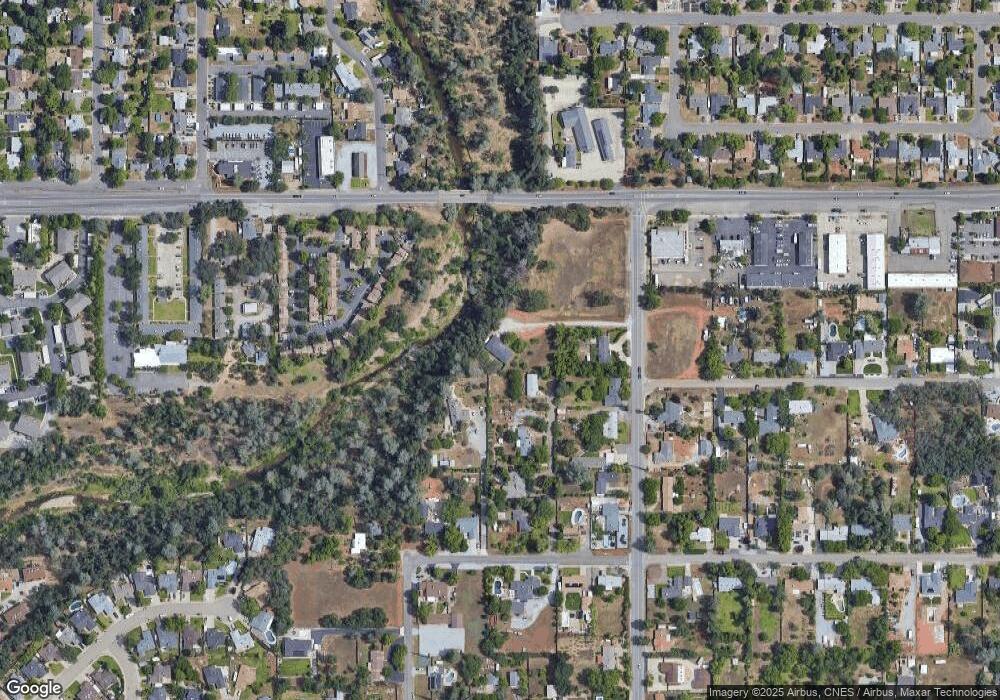 3072 Alta Mesa Dr, Redding, CA 96002 - photo 1