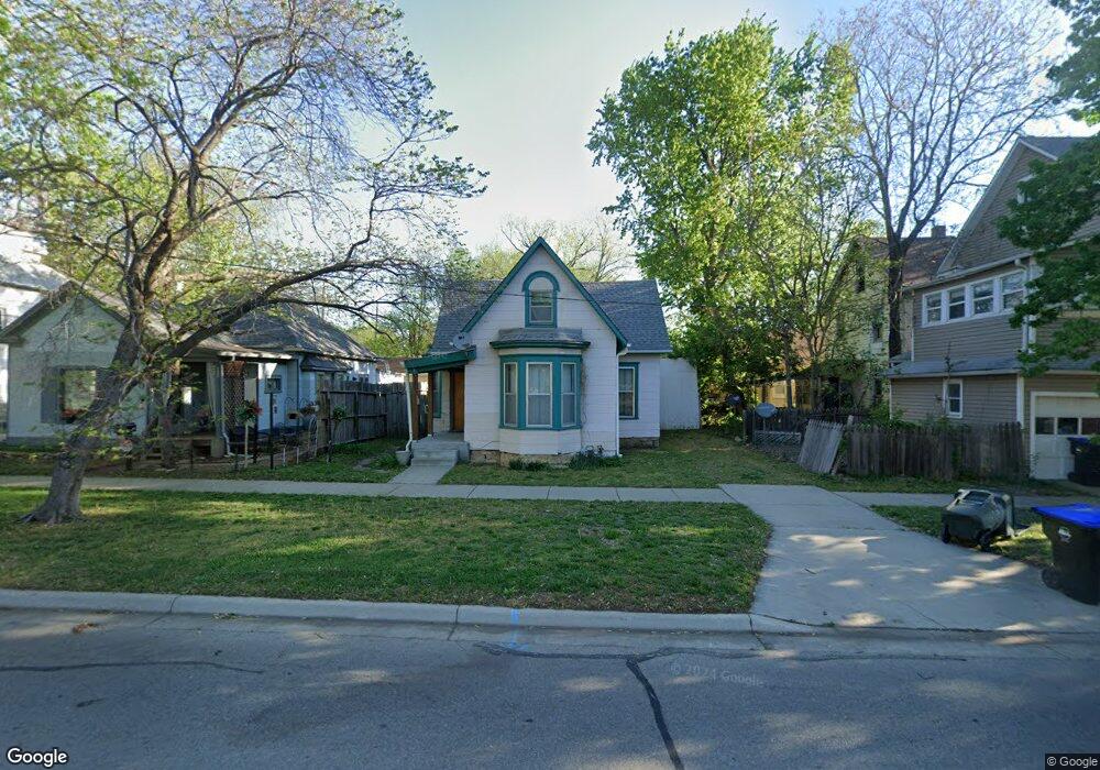 908 SW 5th St, Topeka, KS 66606 - photo 1