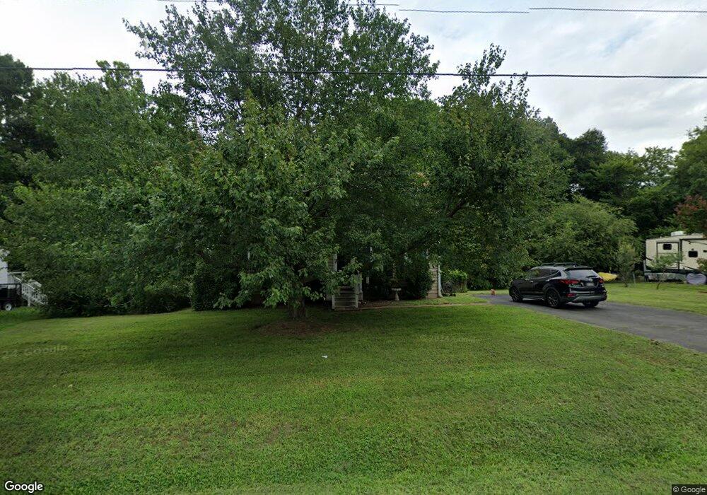 11014 Sassafras Dr, Hopewell, VA 23860 - photo 1