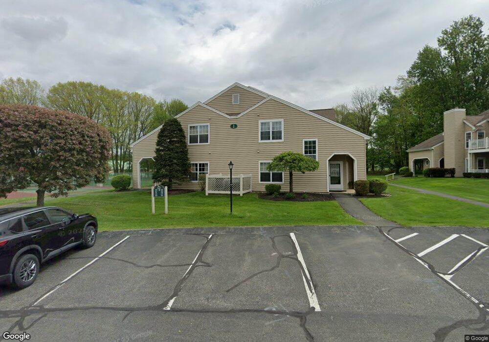 122 Hampton Pl Blvd unit 122, Troy, NY 12180 - photo 1