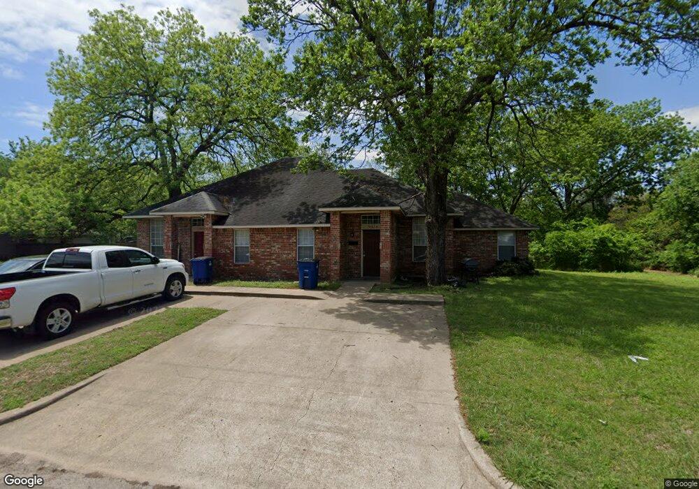 1001 N Mckinney St, Ennis, TX 75119 - photo 1