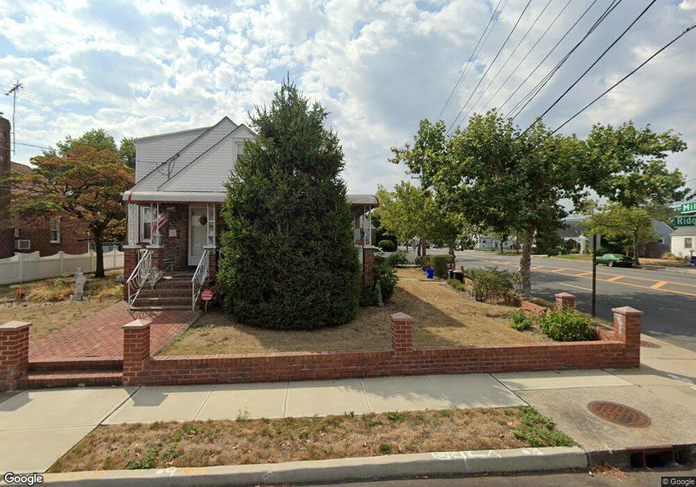 39 Greenwood Place, Valley Stream, NY 11581 - photo 1