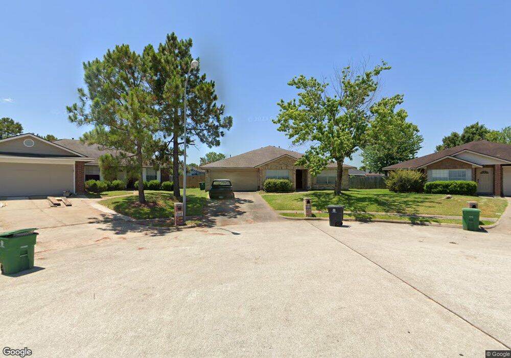 11038 Linden Gate Dr, Houston, TX 77075 - photo 1