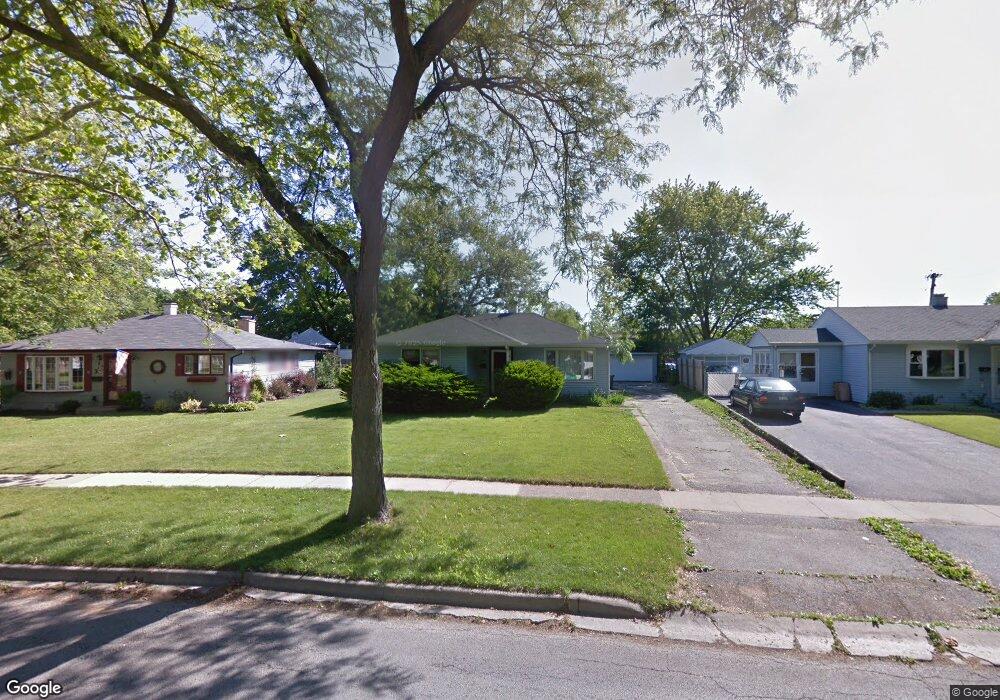 2706 Hawk Ln, Rolling Meadows, IL 60008 - photo 1