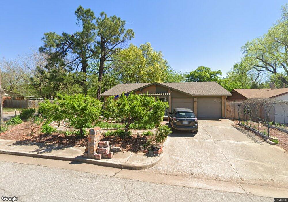 708 Mallard Ave, Edmond, OK 73003 - photo 1