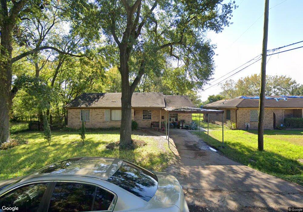 514 Jerry St, Houston, TX 77022 - photo 1