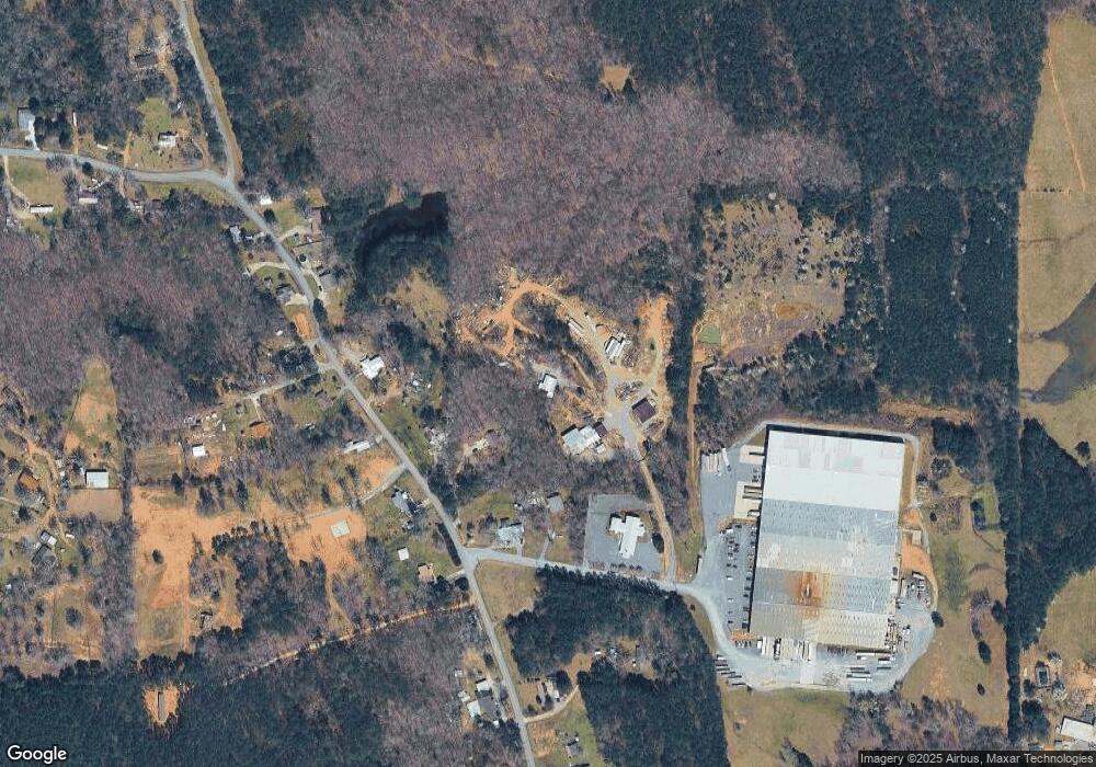 1142 Newtown Creek Loop NE, Calhoun, GA 30701 - photo 1