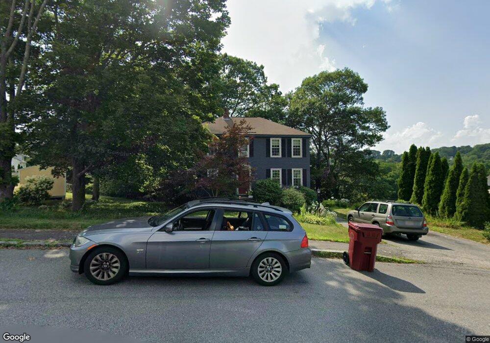 10 Heritage Dr, Lowell, MA 01852 - photo 1