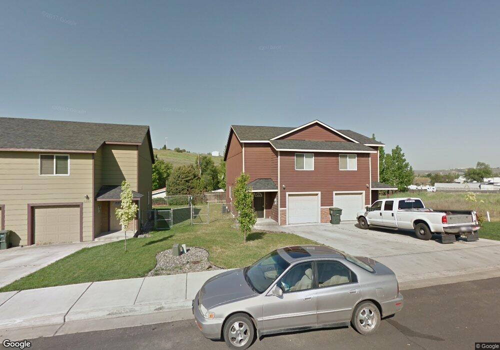 1281 SW 12th Dr, Pendleton, OR 97801 - photo 1