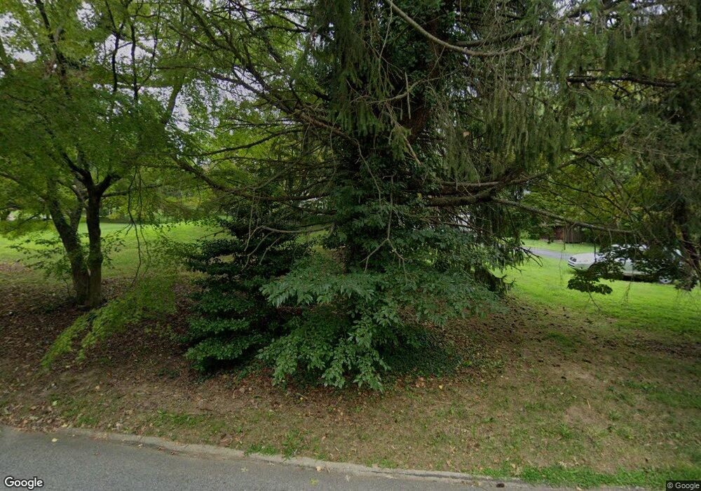 4 W Glen Cir, Media, PA 19063 - photo 1