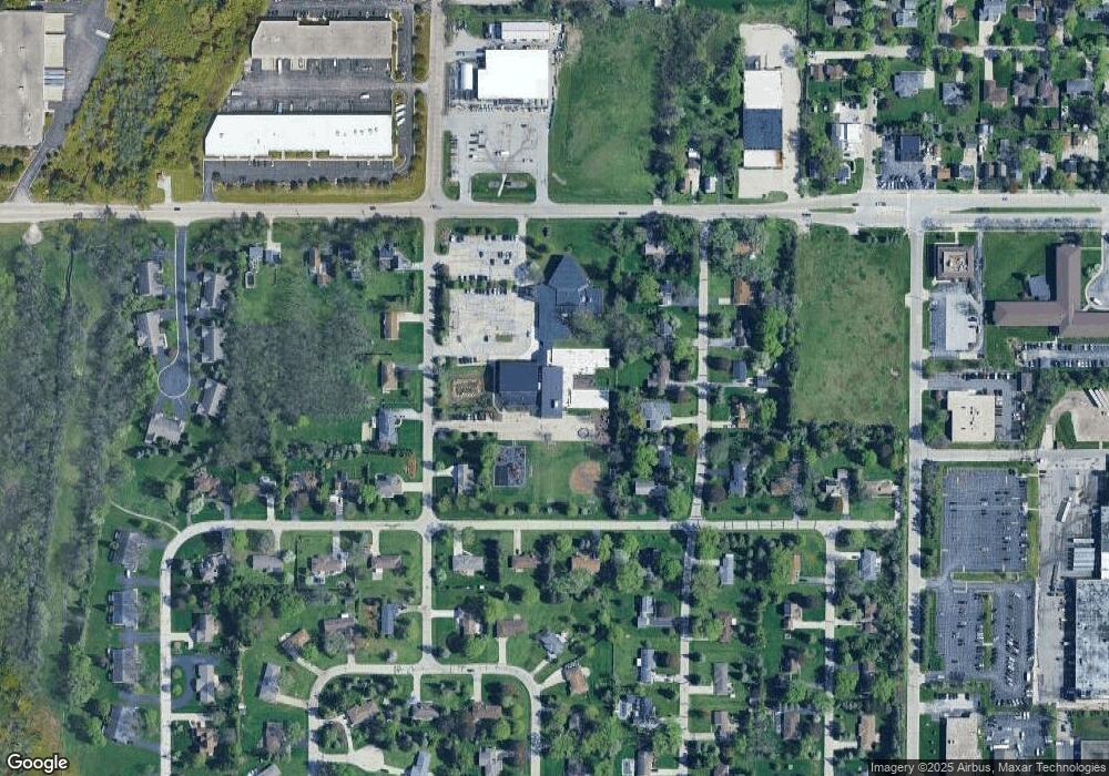 13445 Hampton Rd, Brookfield, WI 53005 - photo 1