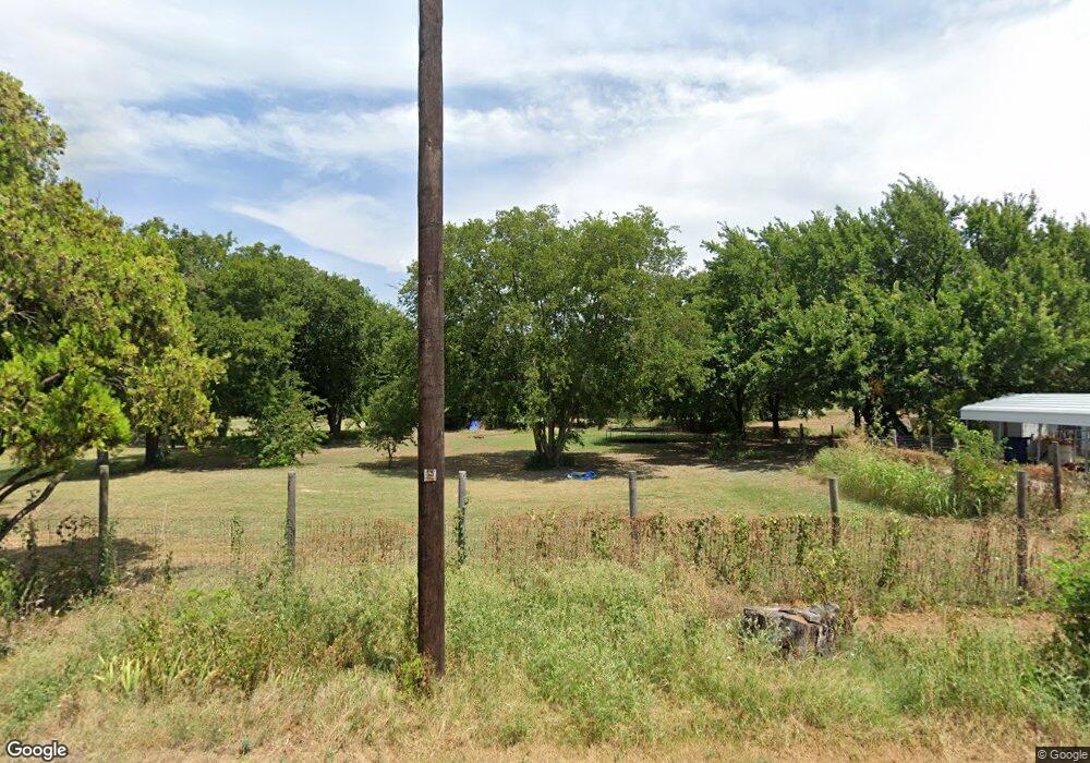 402 W Ash St, Decatur, TX 76234 - photo 1