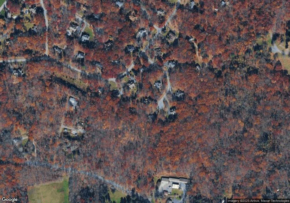 124 Devonshire Ct, Cresco, PA 18326 - photo 1