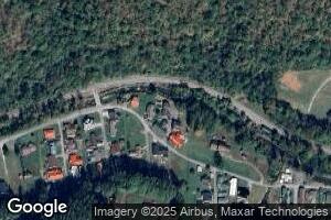 1527 Autumn Ln, Davin, WV 25617