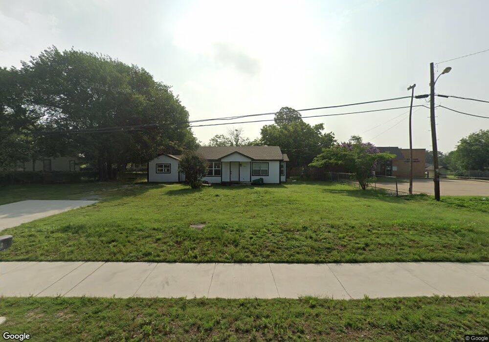 630 N Main St, Springtown, TX 76082 - photo 1