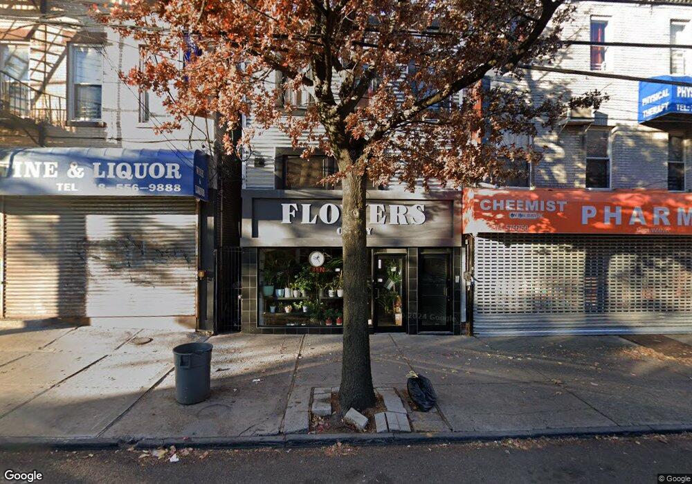 692 Bay St, Staten Island, NY 10304 - photo 1