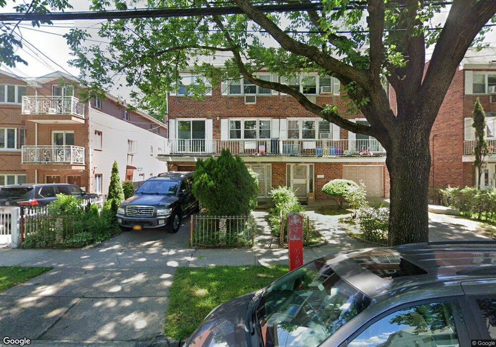 15022 Roosevelt Ave, Flushing, NY 11354 - photo 1