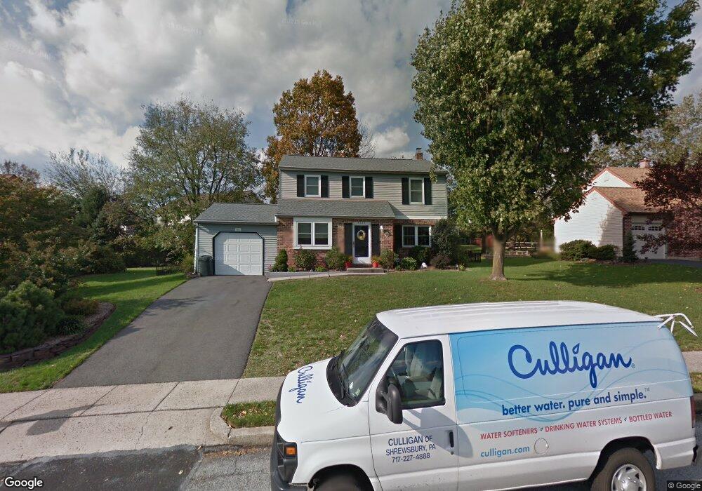 4233 Danor Dr, Reading, PA 19605 - photo 1