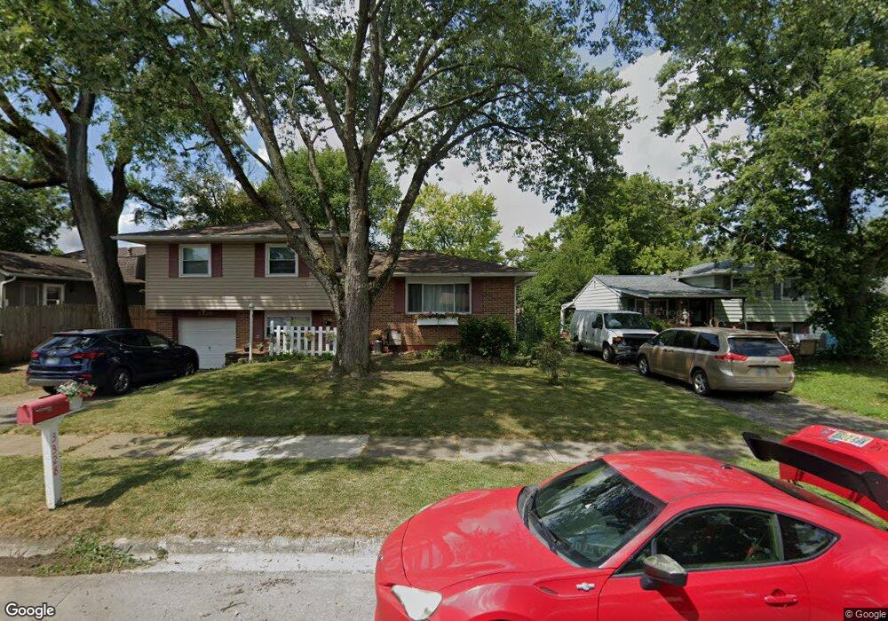 3328 Robin Hill Ct E, Columbus, OH 43223 - photo 1