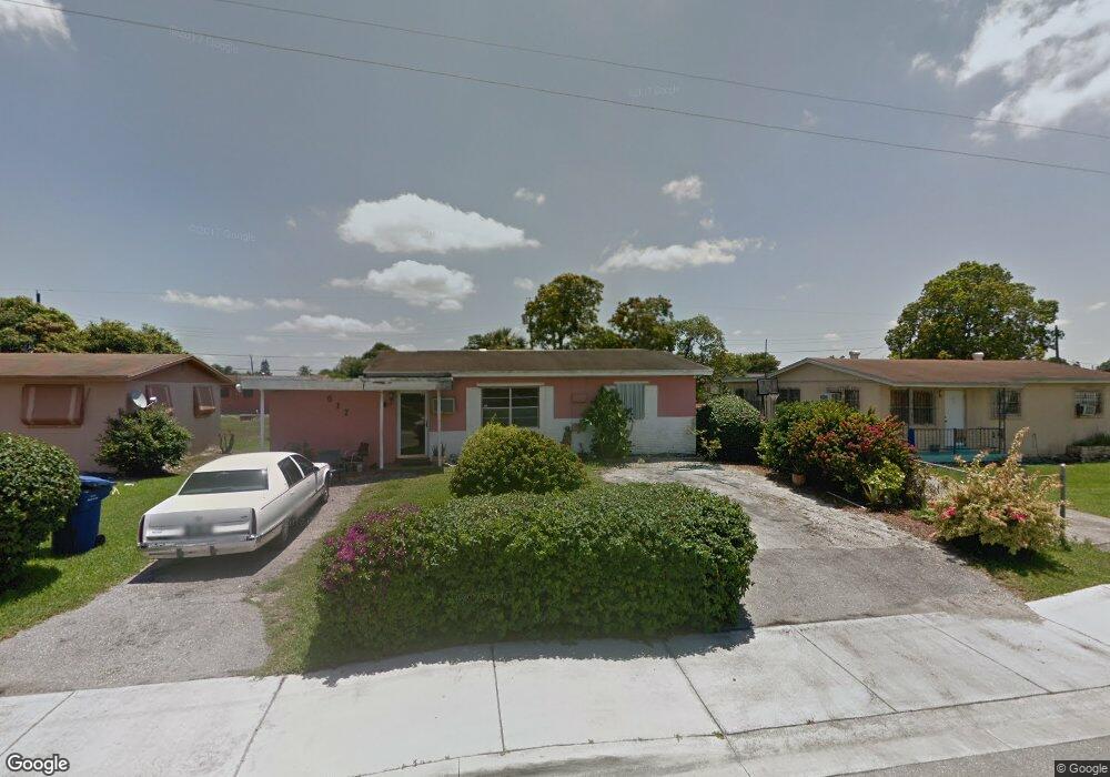 617 SW 14th St, Belle Glade, FL 33430 - photo 1