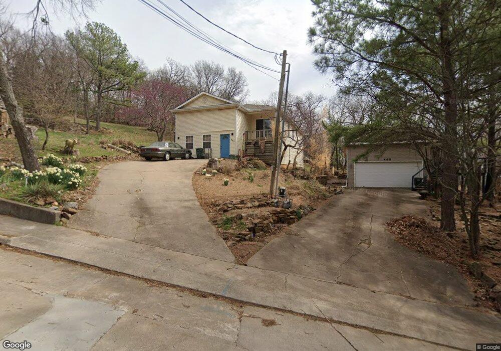 460 S Mashburn Ave, Fayetteville, AR 72701 - photo 1