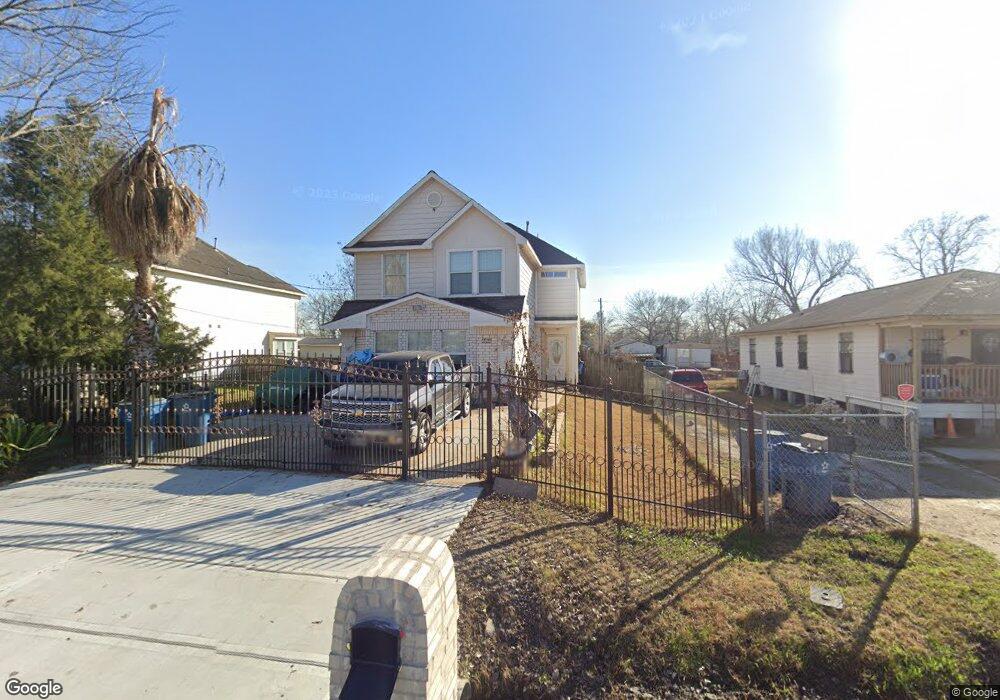 2522 Chamberlain St, Houston, TX 77093 - photo 1