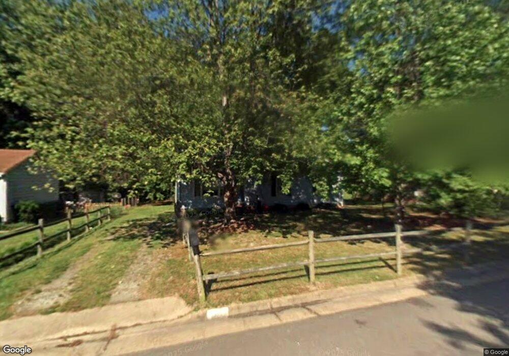 8506 Rainwater Rd, North Chesterfield, VA 23237 - photo 1