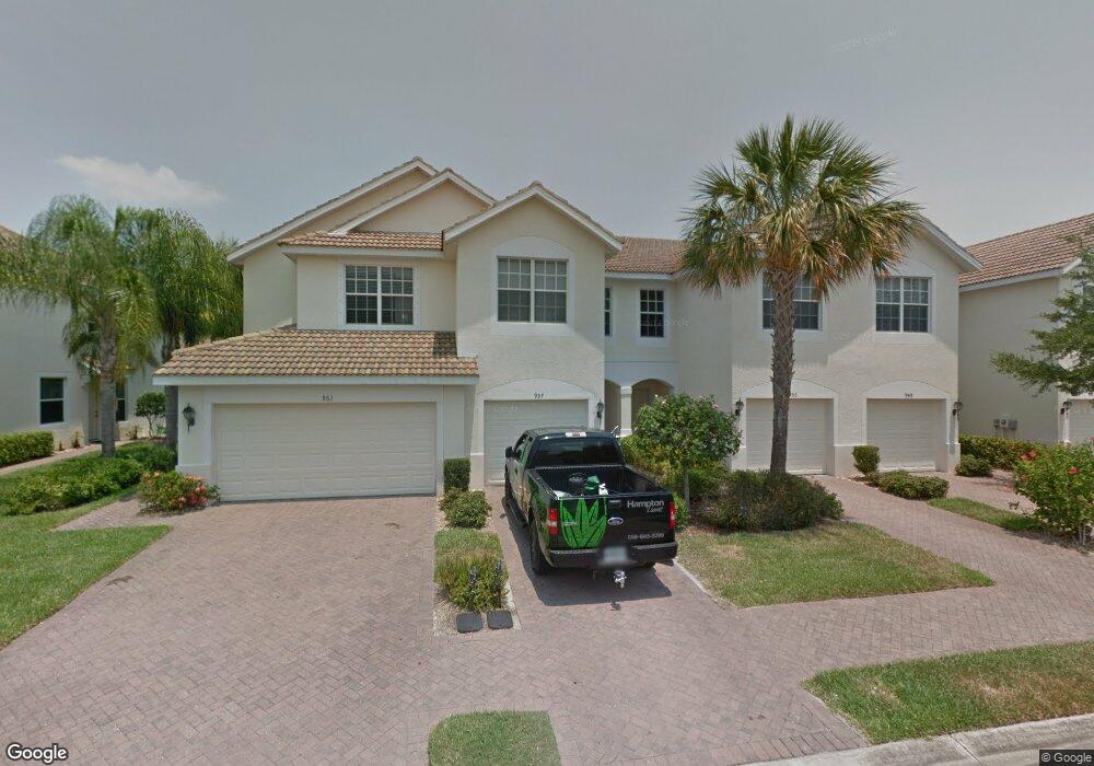 953 Hampton Cir, Naples, FL 34105 - photo 1