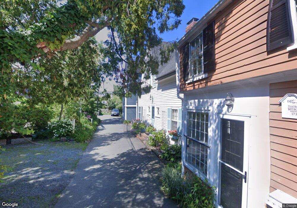 11 Hanover Ct, Marblehead, MA 01945 - photo 1