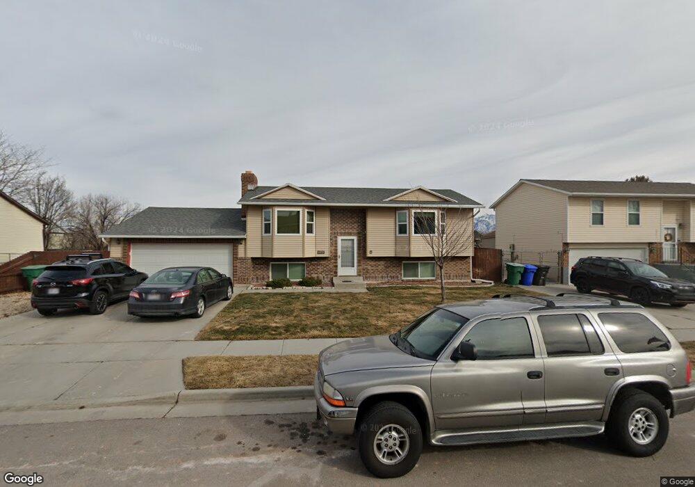 6635 S 5135 W, West Jordan, UT 84081 - photo 1
