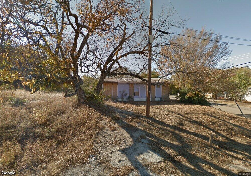 202 S Merrimac St, Weatherford, TX 76086 - photo 1