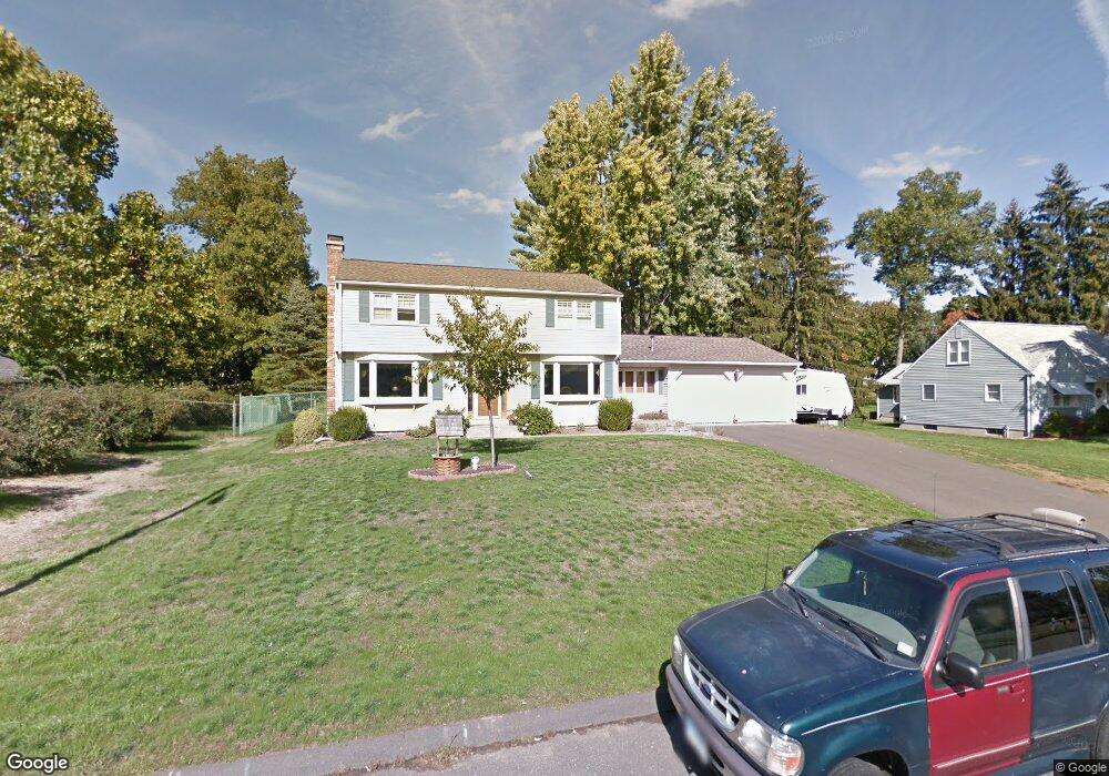 13 Tyler Rd, Enfield, CT 06082 - photo 1