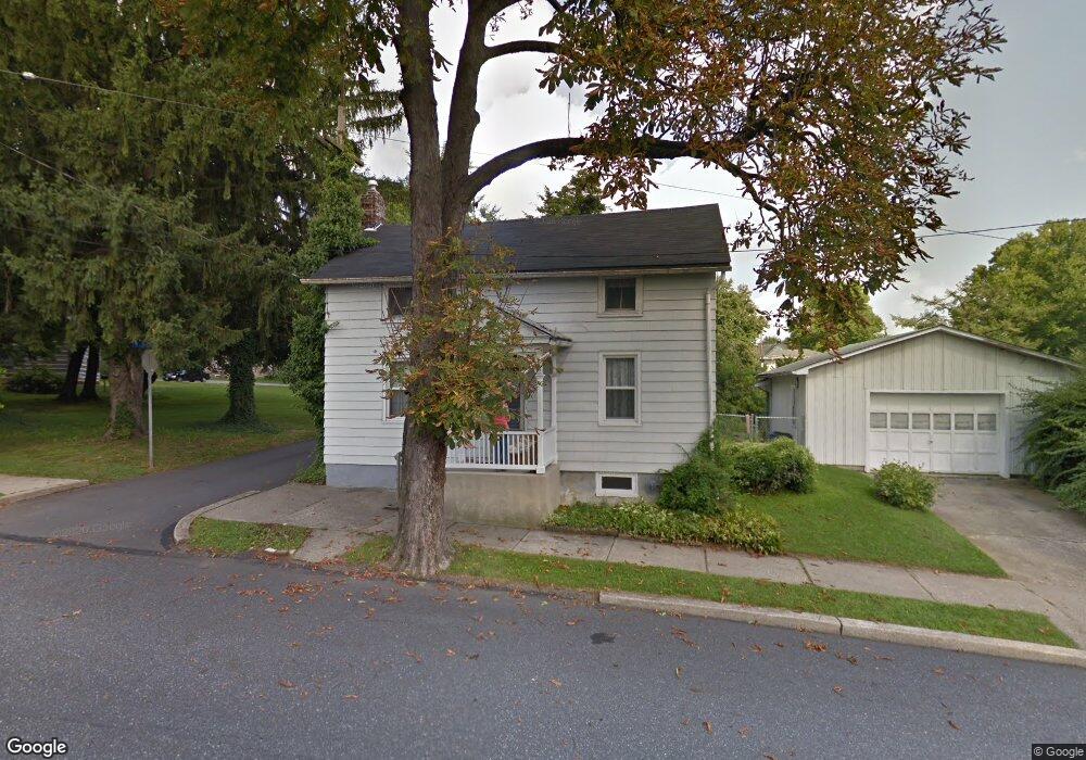 35 S Whitfield St, Nazareth, PA 18064 - photo 1