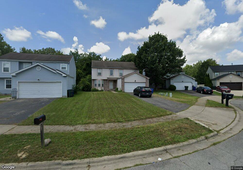 1661 Eastbrook Dr N, Columbus, OH 43223 - photo 1