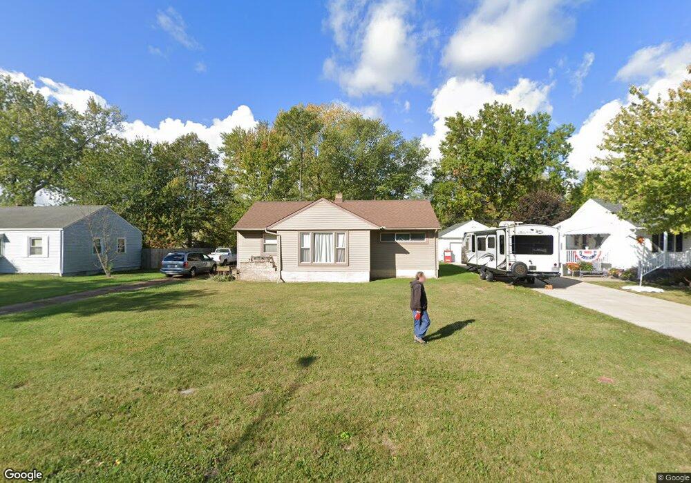 574 Lafayette Blvd, Sheffield Lake, OH 44054 - photo 1