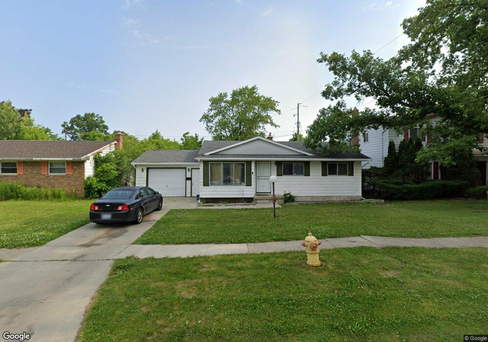 1402 Chatham Dr, Flint, MI 48505 - photo 1