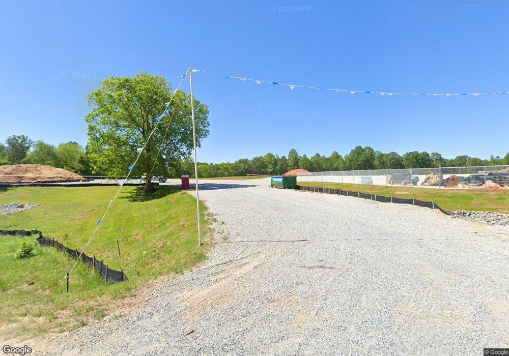 633 Neal Rd, Commerce, GA 30530 - photo 1