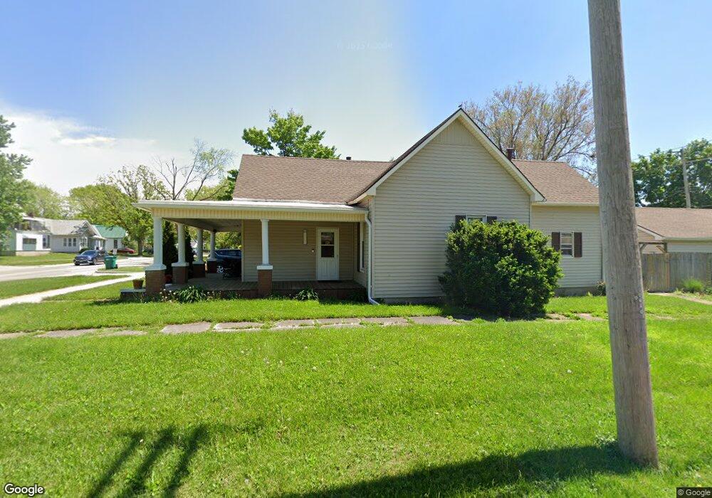 1421 Marshall Ave, Mattoon, IL 61938 - photo 1