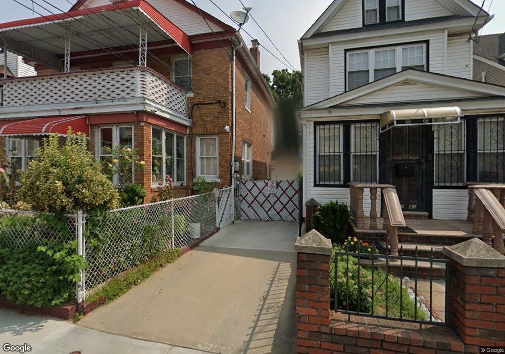 10739 104th St, Ozone Park, NY 11417 - photo 1