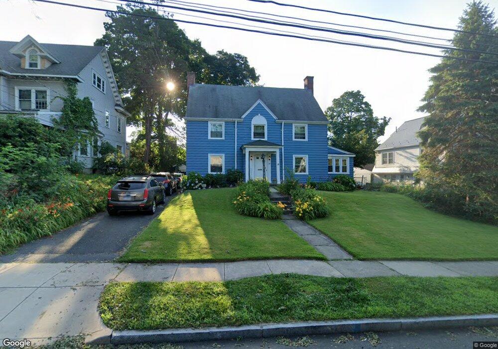 10 Lexington Rd, West Hartford, CT 06119 - photo 1