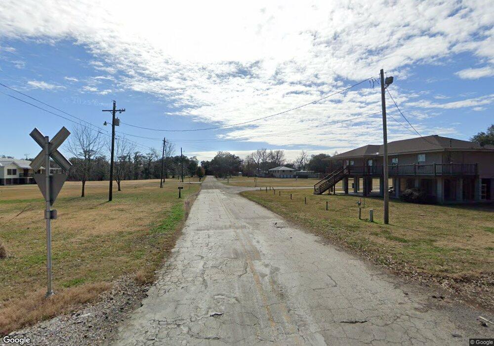 7609 Lee Station Rd, New Iberia, LA 70560 - photo 1