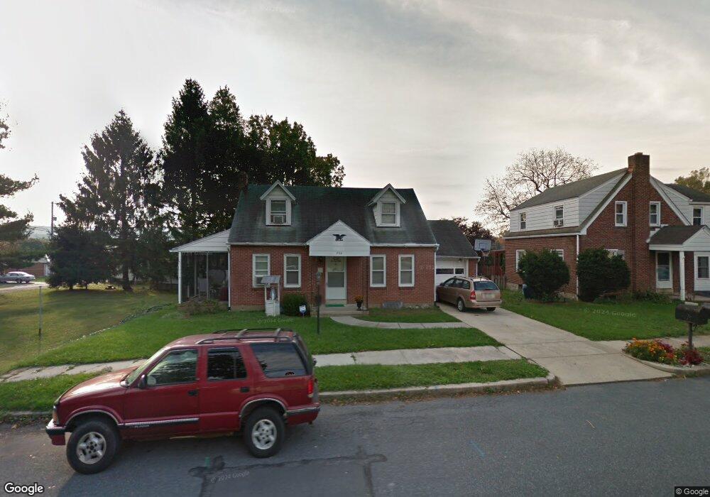 204 W Bellevue Ave, Reading, PA 19605 - photo 1