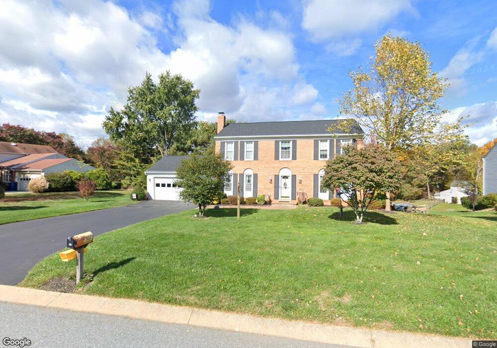 706 Covington Ct, Sykesville, MD 21784 - photo 1