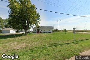2788 Carroll Ave, Salix, IA 51052